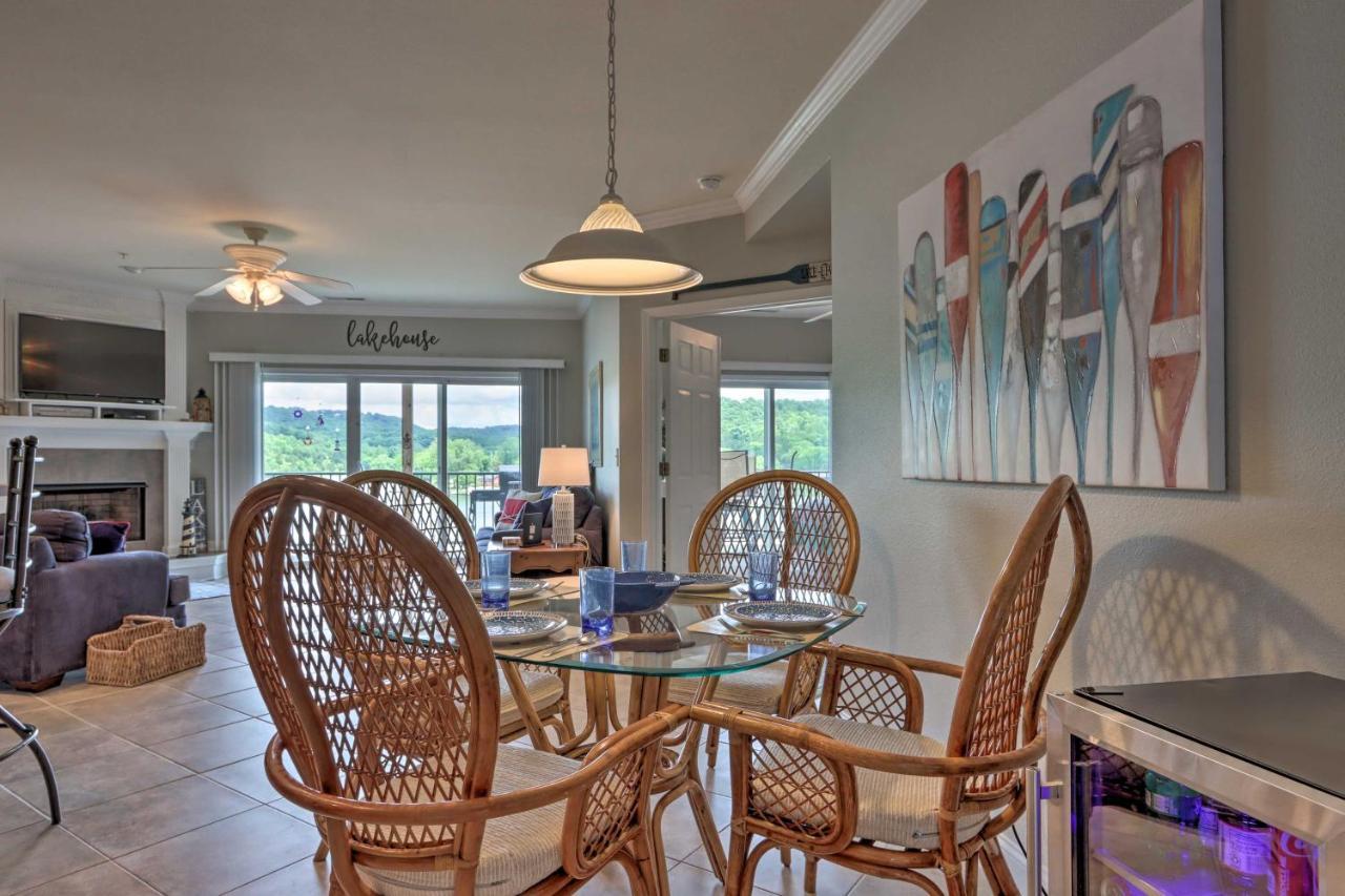 Lakefront Ozark Condo With Balcony And Seasonal Pool! Camdenton Exterior photo